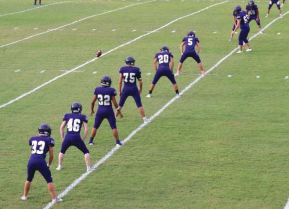 San Saba JV Dillos Kick-off Team: #33 Everett Eidson, #46 Brendon McCall, #32 Zuri Herrera, #75 Cooper Moreno, #20 Noah Martinez,. #5 Tyler Johnson and #65 Noah Bench – Kicker