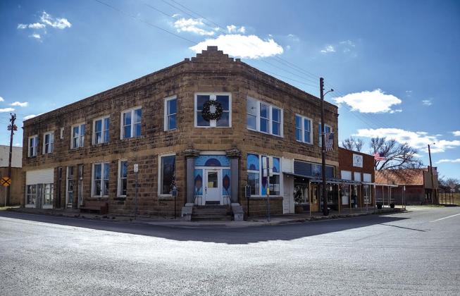 1910 J. L. Burleson Bank Building / Photo by Djuana Payton