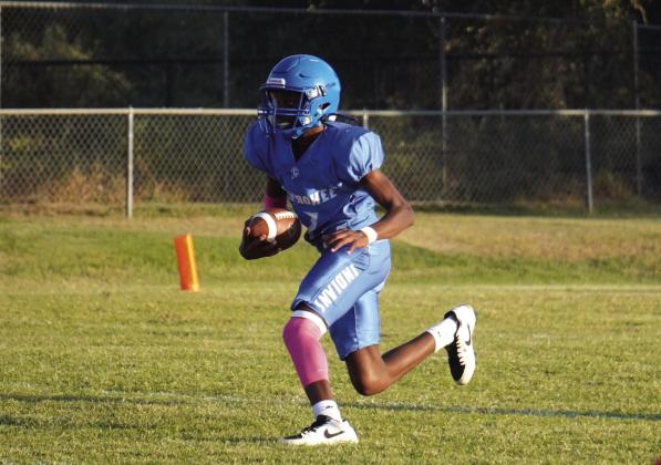 Cherokee JH Indian #7 runs the ball down the field. Courtesy of Valerie Valdez