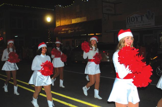 Christmas Extravaganza deemed a huge success; visitors and locals enjoyed Sip N’ Stroll, school choir, Santa’s Workshop, and lined Wallace Street to see dazzling parade