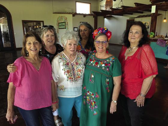 Members L-R: Jan Beaver,Juanita Proffitt, Sarah Lott, Dianna Furlan, Janis Murray, Janice Bates Courtesy of Debbie Shahan