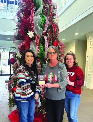 Bonnie Soto, Lynn Judkins, and Tara Tharp representingArrowhead Bank - Second Place Winner