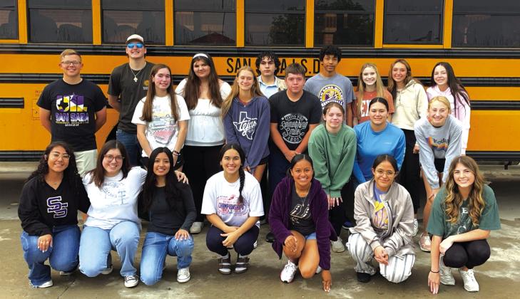Back: John Ham, Cooper Owen, Zylie Hunt, Sabrina Dozier, Caitlin Mays, Alejandro Parra, Ethan Kilman, Mateo Brown Martinez, Gracen Shahan, Cinzlea Stanton, Raylee Wood, Sheridan Haynes, Jennifer Barcenas, and Landry Eudy; Front: Natalie Cuevas, Leia Kilman, Karol Guerrero, Rihanna Morgan, Evelyn Davila, Carol Cazares Tagle and Macy Sebastain