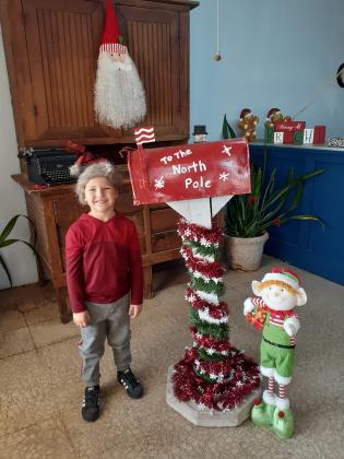 Ashler Little happy to deliver his Letter to Santa!