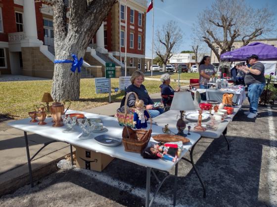 Elizabeth Murray from San Saba goes treasure hunting and brings her treasures to Pecan Trade Days so you can find a treasure of your own! She retired after 42 years at Hill Country Community Action. And... Congratulations to Elizabeth as she is expecting another grandbaby!