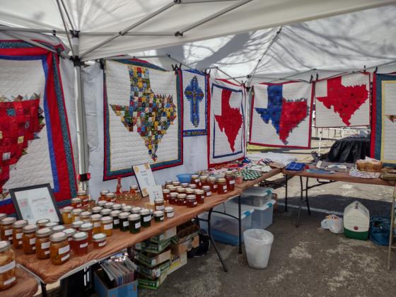 Beautiful quilts and canned goodies at the Trigger Mountain Designs booth
