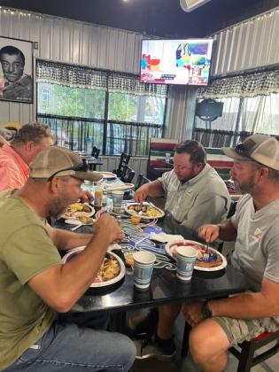 The Mission San Saba volunteers enjoyed a wonderful breakfast at Napoli’s on Tuesday.