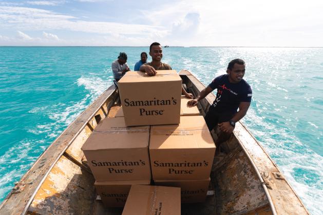 Operation Christmas Child volunteers send Christmas joy to children overseas