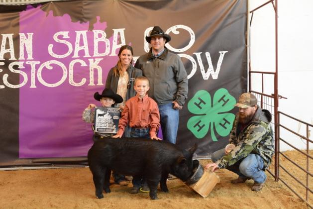 PeeWee Swine Showmanship - Cody Taylor