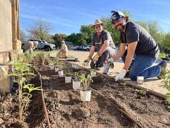 LCRA employees install new landscaping at San Saba River Nature Park in San Saba during LCRA’s Steps Forward Day on April 12. During the annual day of service, employees worked on 36 community projects throughout LCRA’s service territory.