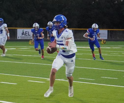 Cayden Houston running the ball against Highland / Courtesy of Valerie Valdez