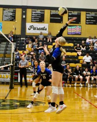 RS Varsity Lady Coyotes