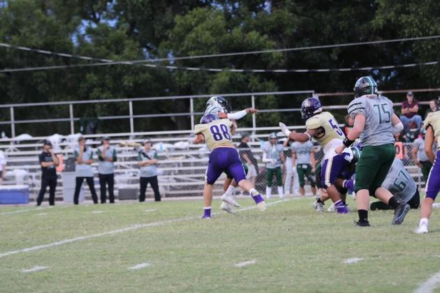 Danny English puts pressure on the opposing QB / Courtesy of Kayti Lackey- 1916 Athletics