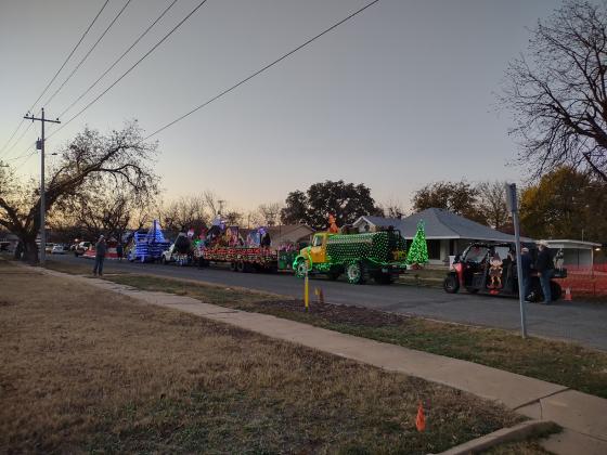 A few blocks away, the float were lines up on display waiting for the parade to start. (Djuana Payton)