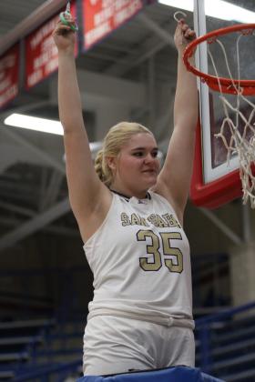 Sophomore #35 Holly English