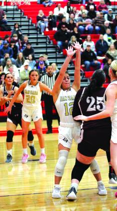 Lady Dillo defense #20 Ema Argote,#12 Aaliyah Patino ,#10 Brooklyn Allison in the game against Flatonia