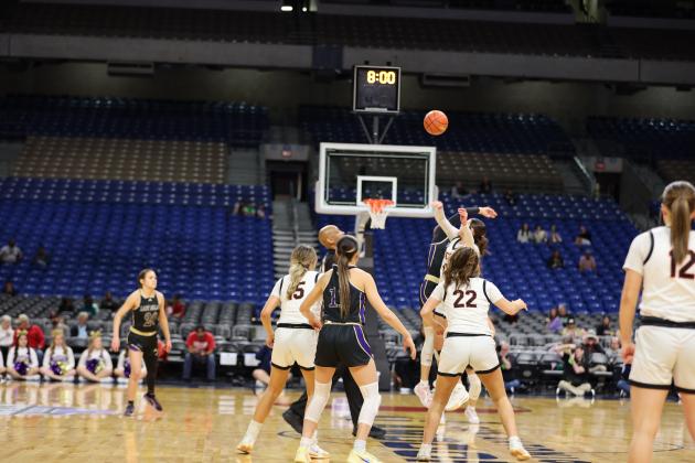 Lady Dillos at the Alamodome playing in the State Championship game