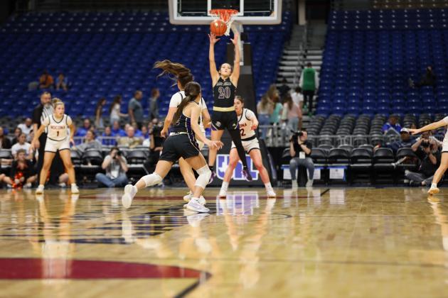 Lady Dillos at the Alamodome playing in the State Championship game