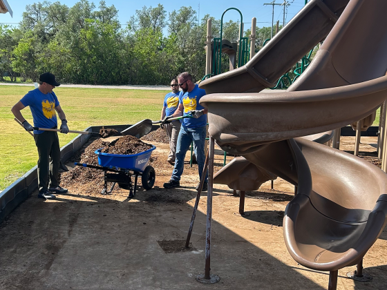 LCRA employees spread playground mulch at Mill Pond Park in San Saba during LCRA’s Steps Forward Day on April 11. During the annual day of service, employees worked on 40 community projects throughout LCRA’s service territory.