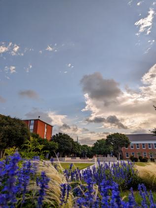 HPU Concert Choir will host “A Service of Evensong” at St. John’s Anglican Church on Tuesday, May 6.