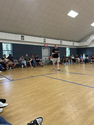 Westmill Church of Christ Youth minister, Brandon, giving a lesson from Psalm 4 to the group