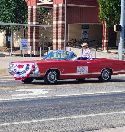 Grand Marshal, Kay Nettleship Photo by Carolyn Preece