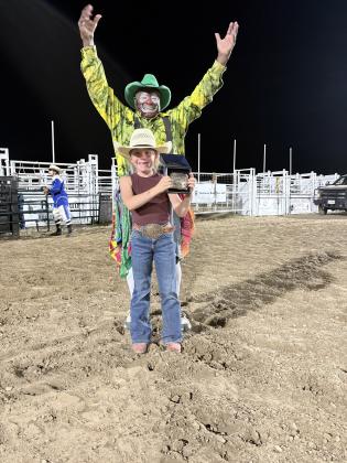 Saturday Mutton Bustin winner - Lula Bell Photo courtesy of Mahalia Gilger