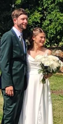 The Happy Couple!  Courtesy of Dee Hopson