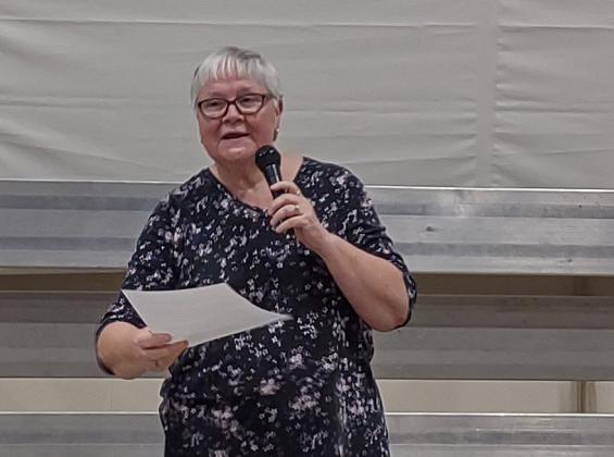 Marsha Hardy, San Saba County Emergency Management Coordinator, read the following letter from San Saba County Judge Jody Fauley to the Town Hall Meeting crowd of 175.