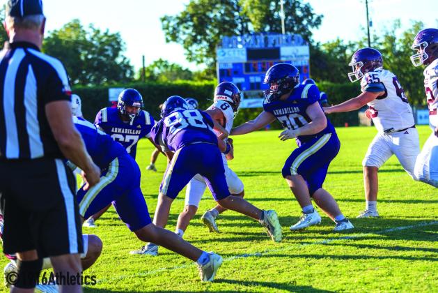 Dillo Defense - #88 JW Hert and #70 Siler Walts