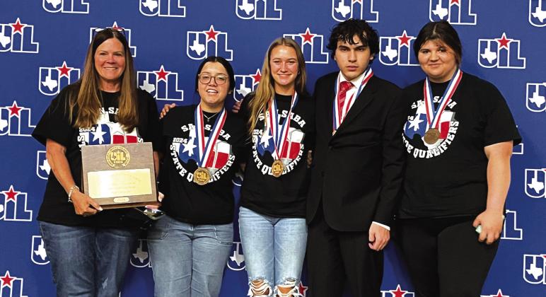 Literary Criticism Team below: Coach Elizabeth Chambers, Leia Kilman, Caitlin Mays, Alejandro Parra, and Sabrina Dozier