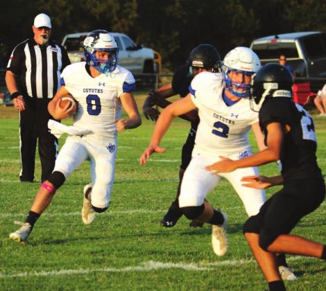 Richland Springs Coyotes freeze Coolidge Yellow Jackets, 66-32