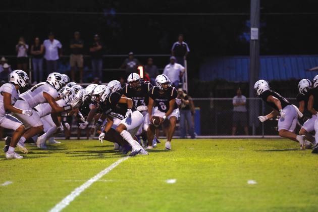 #8 JJ Romero leading the Armadillo’s in an offensive drive.