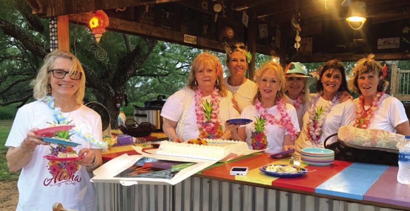 Pierian Club Hostesses (l-r): Mary Margaret Moorhead, Marjean Alexander, Tracy Farley, Kathy McEwin, Leah Oehrlein, and Jacqueline Carlson Courtesy of Marsha Smart