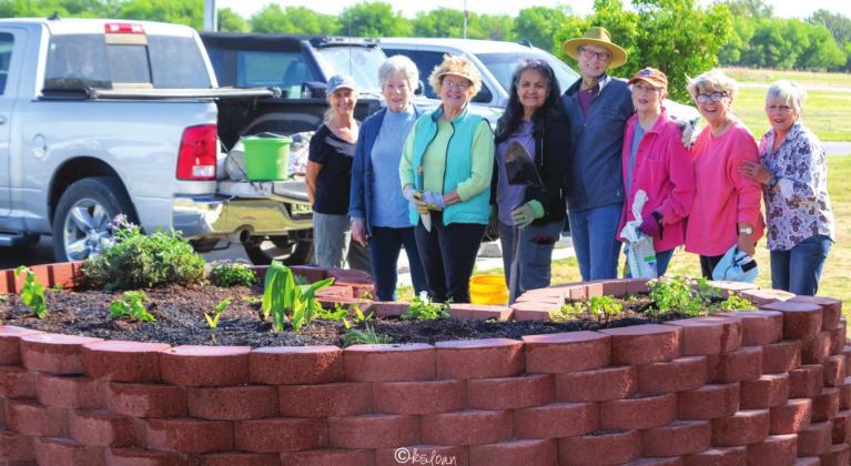 Shown are volunteer workers at San Saba Nursing Home keyhole garden. L to R: Mona McMahan, Sarah Lott, SSGC President Debbie Shahan, Dianna Furlan, Beth Griess, Therapy Committee Chair Rebecca Britton, Marty Free, and Karen Sloan