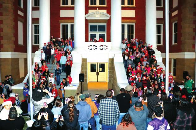 School children choir performed on the steps of the courthouse.