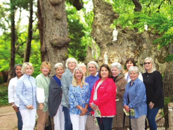 Chandor Gardens attendees from SSGC: Front Row (Left to Right) – Mona McMahan, Lisa Foil, and Karen Sloan; Back Row (Left to Right) – Dianna Furlan, Kathleen Hawkins, Debbie Shahan, Gail Ivey, Rhonda Killion, Georgia Harris, Sarah Lott, Jan Beaver, and Cindy Sloan.