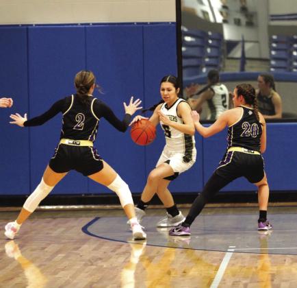 #2 Cinzlea Stanton #20 Ema Argote putting the pressure on Danbury player
