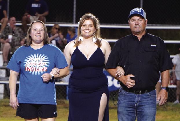Senior nominee Lilian Anderson with parents Burl and Crystal Morris