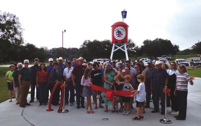 Over 70 people attended the Ribbon Cutting Ceremony and official opening of the Stan Weik Memorial Splash Pad on May 28th.
