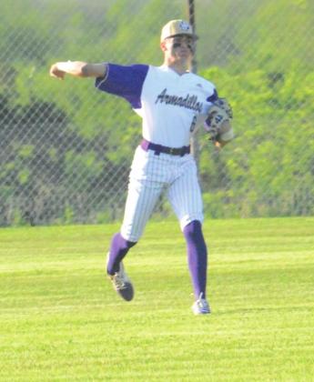 San Saba High School varsity baseball senior Drake Bryant makes a strong throw from the outfield on Tuesday, April 26th, during the Dillos’ 7-4 victory at home vs. Harper High School. (Photo by Rita Boultinghouse)