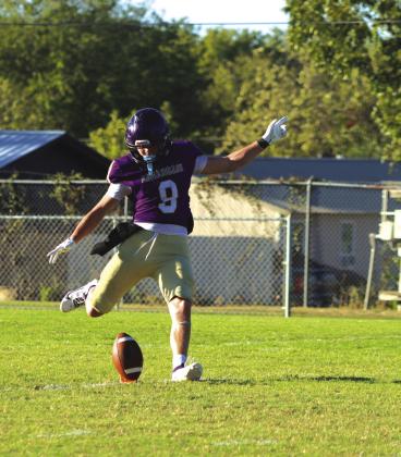 #9 Preston Gray, kicker for the JV Dillos, photo by Rihanna Morgan, student