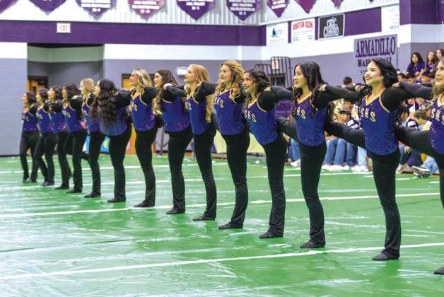 Meet the Dillos / Purple-Gold Scrimmage