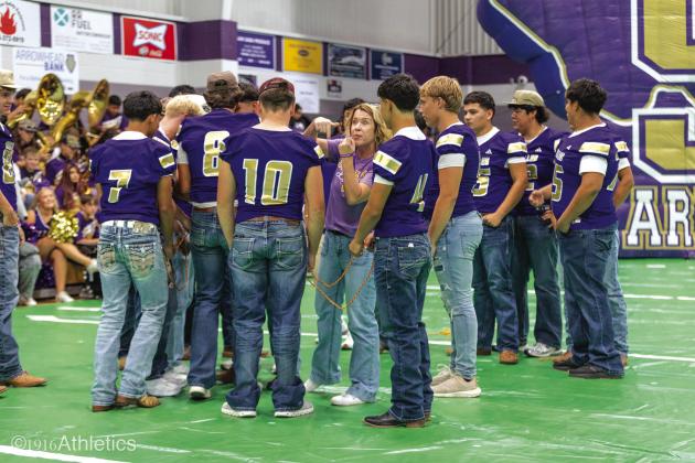 Meet the Dillos / Purple-Gold Scrimmage