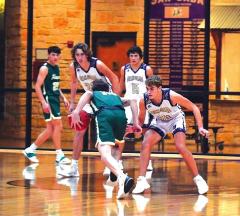 San Saba varsity basketball teams victorious over Harper High School