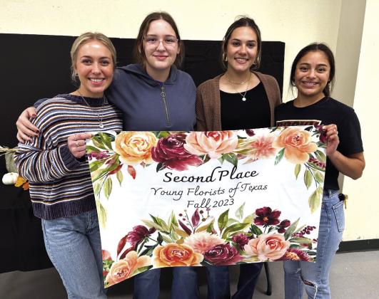 2nd place Advanced Floral Design team Maycie Shanklin, Annie Rutledge, Payton Hanley, and Lauren Roberson Courtesy of Kim New
