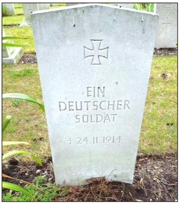 A Walk in the Park Wounded prisoners of war were brought to the Netley Hospital near Southampton, England for treatment. Some of them died without anyone knowing their names or much else about them. I saw several headstones like this in the military cemetery in the Royal Victoria Country Park, where the hospital was located. The inscription means “A German Soldier.” He died on November 11, 1914.