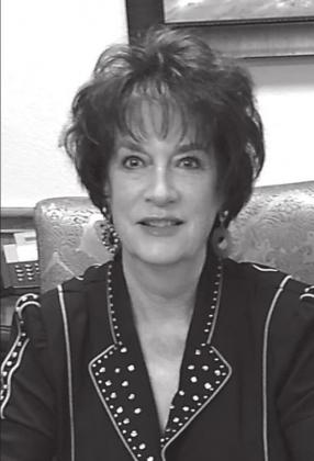 Carole Warlick retires from HCTD