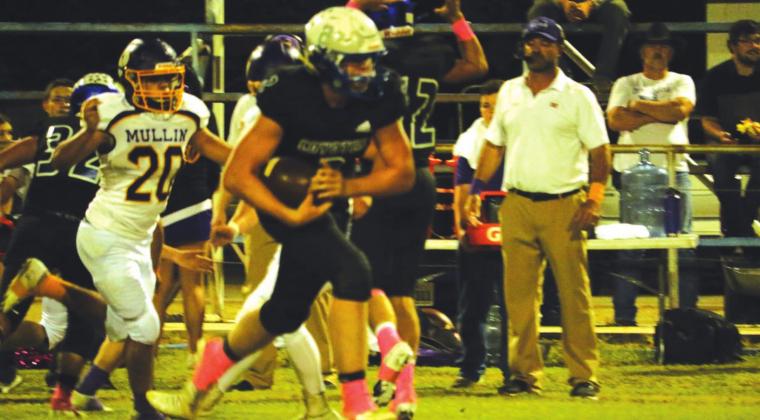 Richland Springs Coyotes win over Mullin's Bulldogs, 48-0; become District Champs