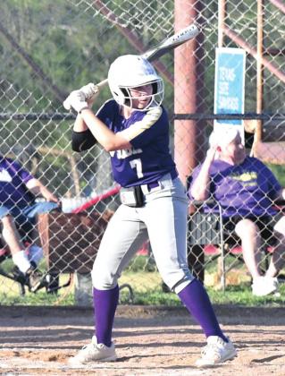 Lady Dillos Softball rallies past Medina for first win